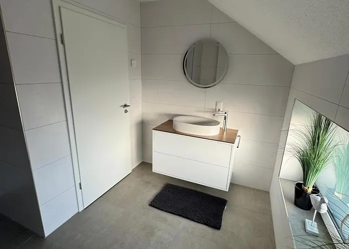 -33a- Exklusive Papenburg - - Grenzweg - *